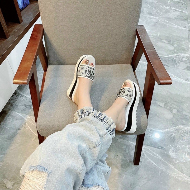 Dép đế xuồng bản kim tuyến đế cao 7p
