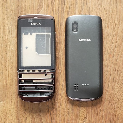 Vỏ Nokia N300 có sườn - không phím