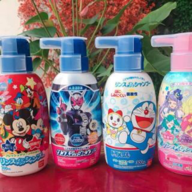 Sữa tắm gội trẻ em Bandai nhật bản 300ml