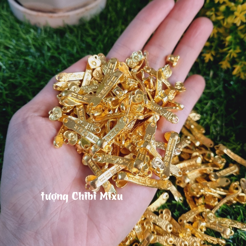 01 gậy Như Ý kim loại size 30x9mm