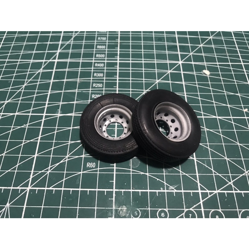 Bánh xe tải xe khách tỷ lệ 1:24