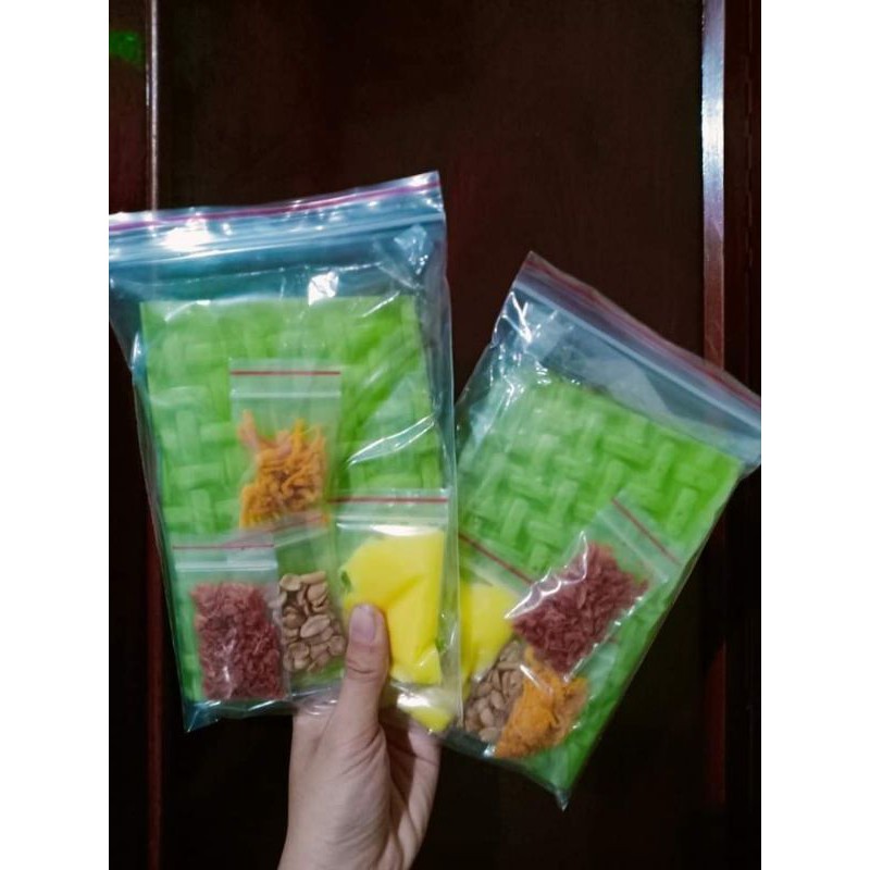 bánh tráng bơ lá dứa