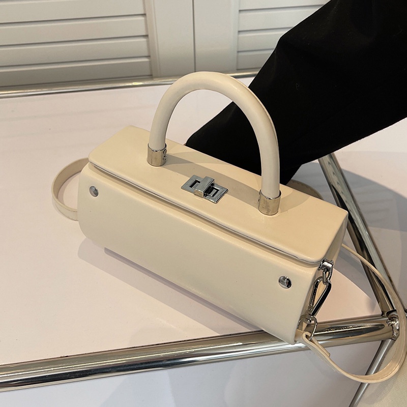 Túi Đeo Chéo Mùa Xuân Hè Mới Nhất Dễ Phối Đồ Hợp Thời Trang Cho Nữ