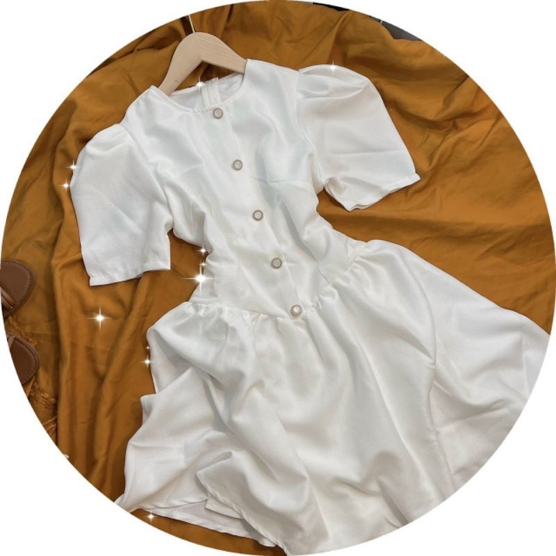 Đầm trắng tay phồng xòe tinh khôi đính nút Hanny Dress