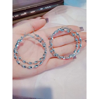 Khuyên tai tròn đường kính 6cm - sát tai