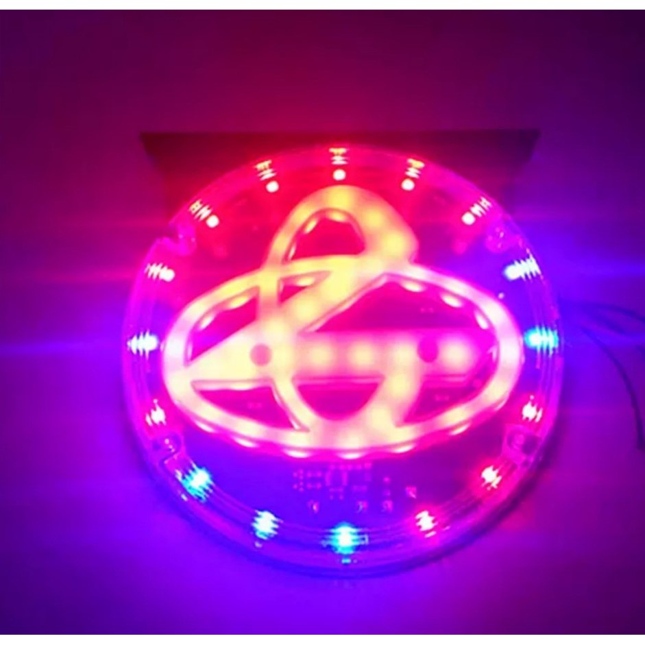 LOGO TRANG TRÍ ĐẸP CHO XE