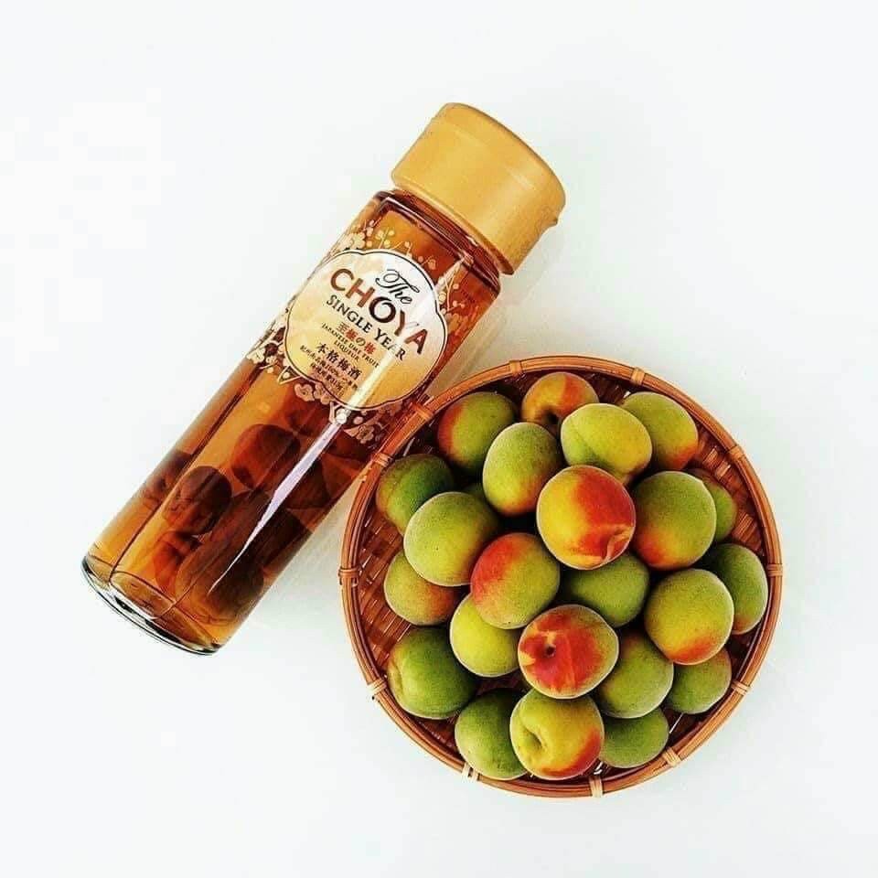 Nước mơ vàng Choya Single Year 650ml