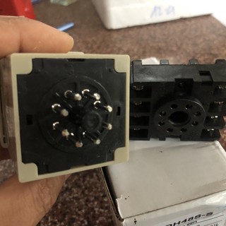 [free ship ]Rơle thời gian DH 48 S-S( Có đế) 220VAC omron.