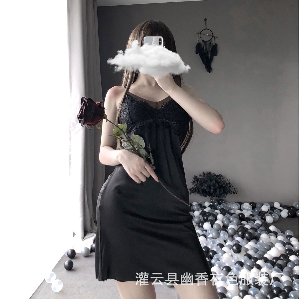 Váy ngủ hai dây lụa satin sexy cao cấp Đầm mặc nhà gợi cảm quyến rũ Mã 2