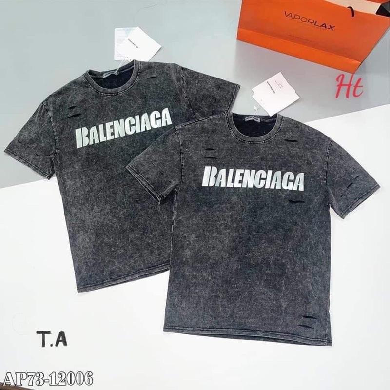 Áo phông loang màu đen Vân đá in chữ ánh gương baleci