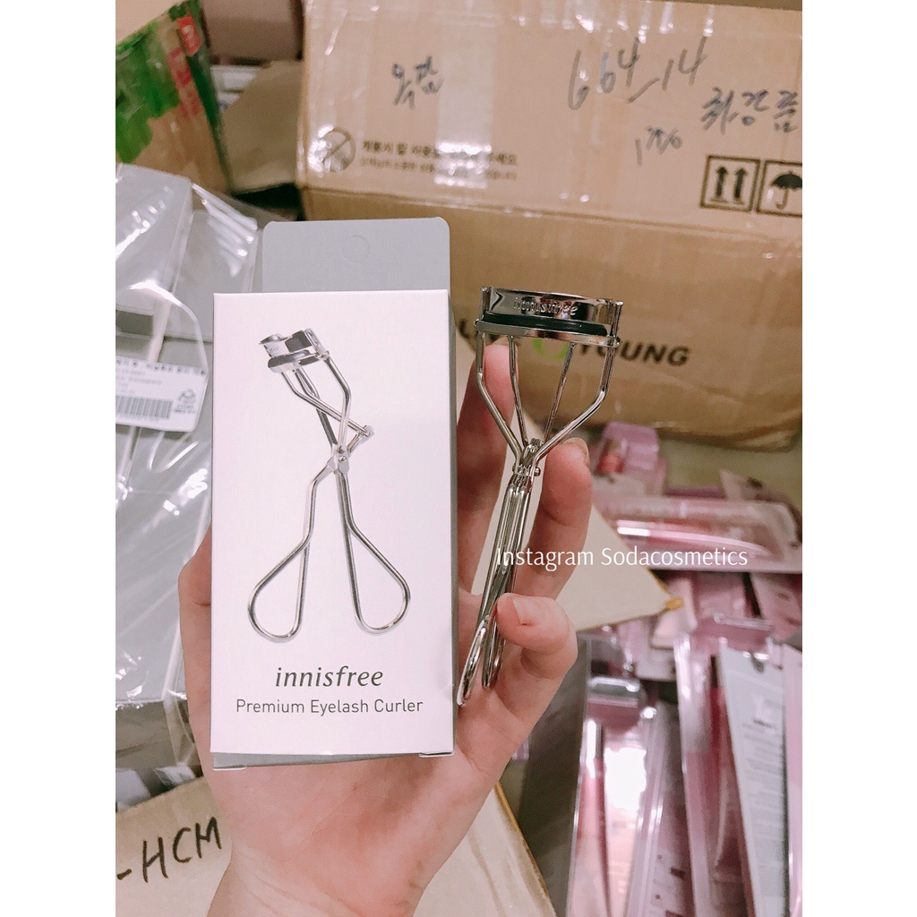 Bấm mi Innisfree Premium Eyelash Curler