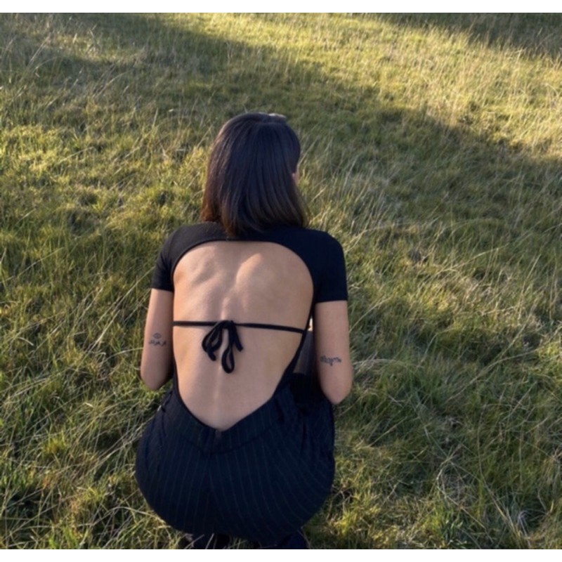 Bodysuit hở lưng cột dây đen/ trắng | BigBuy360 - bigbuy360.vn