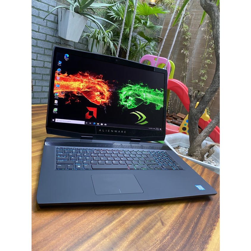 Laptop Dell Alienware M17 | WebRaoVat - webraovat.net.vn