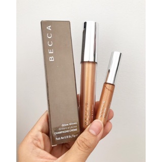 Son bóng Becca màu Champagne Creme