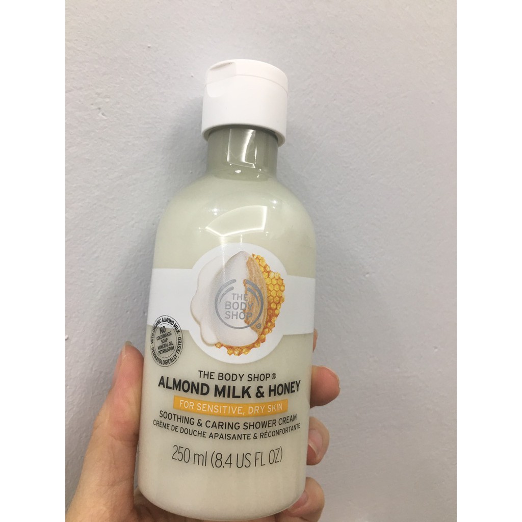 Sữa Tắm Almond Milk & Honey Soothing & Caring ( Sữa và Mật Ong) Shower Cream 250ml The Body Shop
