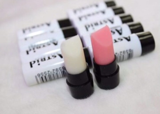 Son dưỡng mỡ hươu Astrid