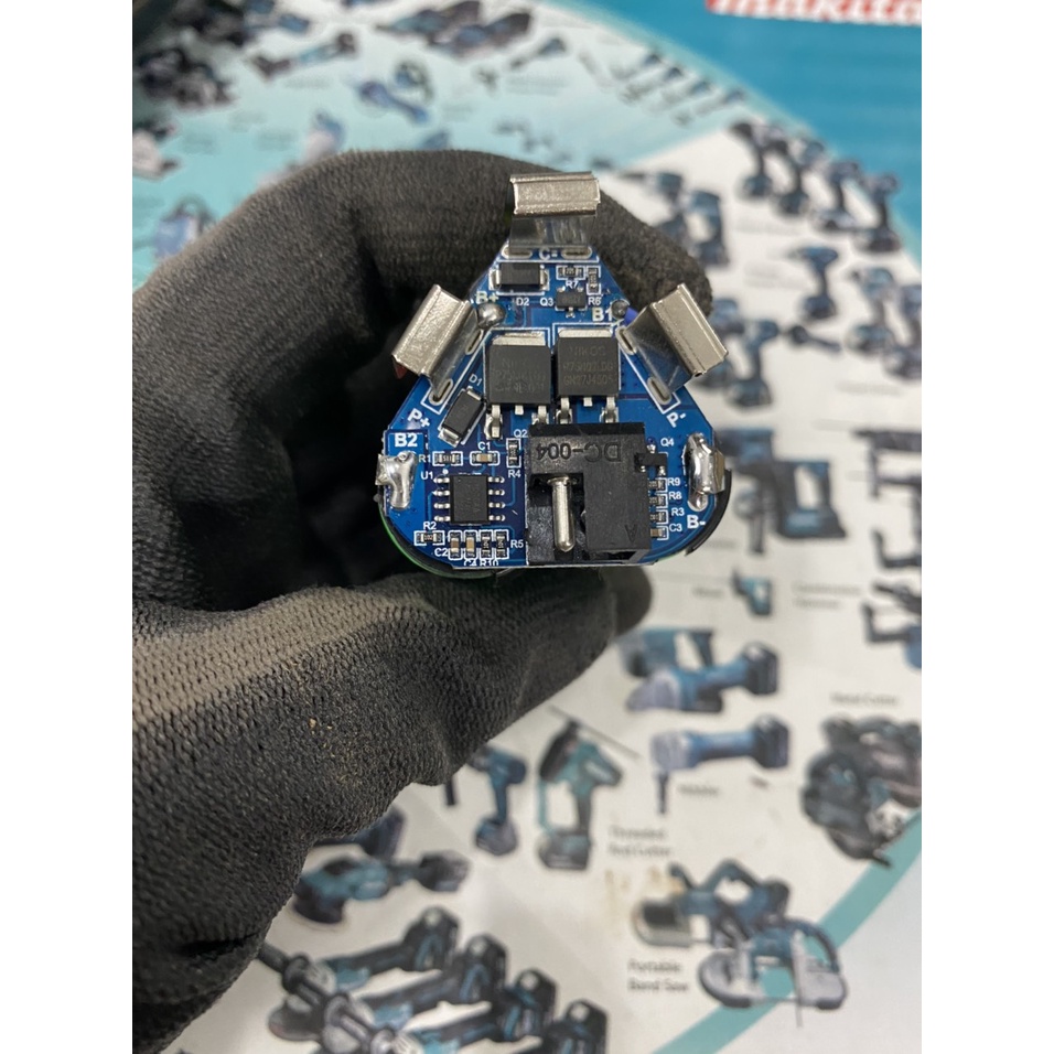 Pin đóng  máy khoan cầm Tay 12V Li-ion 3 cạnh tam giác, dành cho máy TQ. BN.