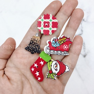 Set 5 nút gỗ Noel [mix ngẫu nhiên]