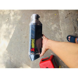 Lon pô akrapovic carbon