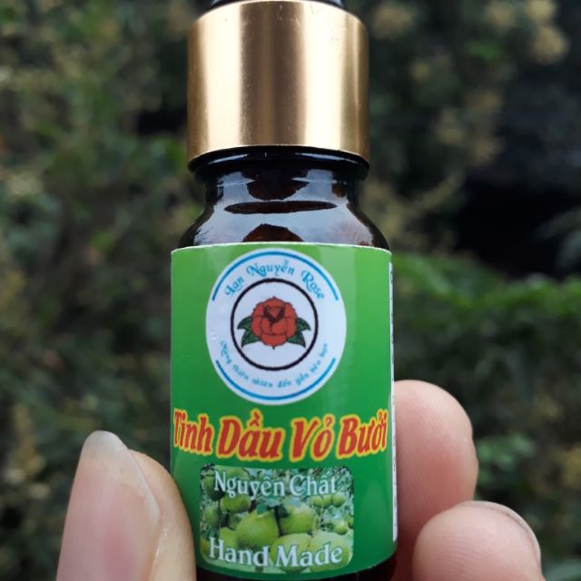 tinh dầu vỏ bưởi handmade