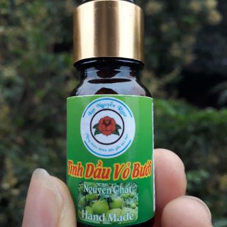 Tinh dầu vỏ bưởi handmade