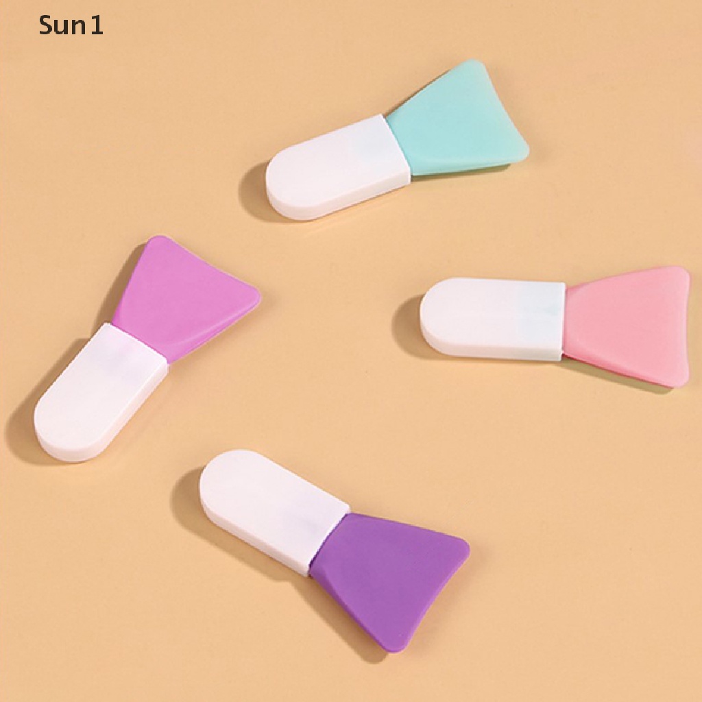 Cọ Trang Điểm Silicone Tay Cầm Ngắn Mini Tiện Dụng