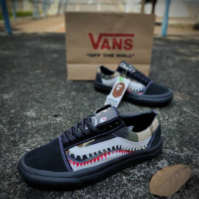 Giày Thể Thao Vans Og X Bape Màu Xanh Đen Cá Tính Cho Nam