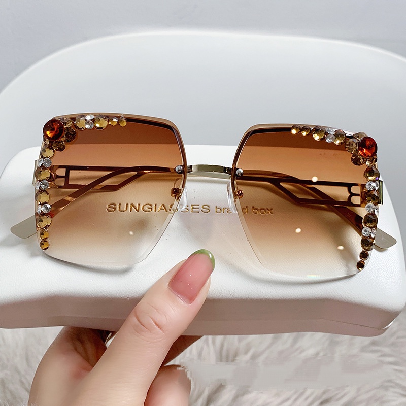 Kính Râm Oversized Không Gọng Đính Kim Cương Giả Tinh Tế Cho Nữ