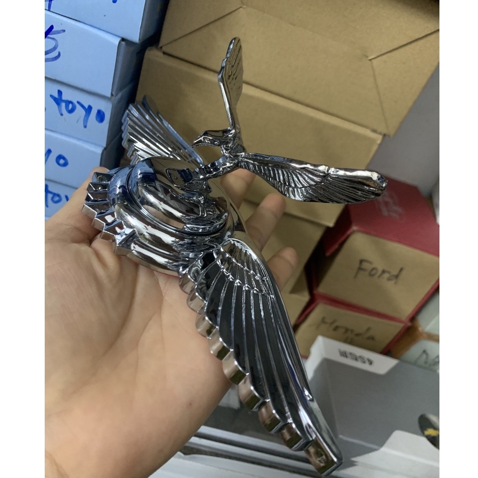 Biểu tượng dán mui xe logo cánh chim hình con đại bàng dán capo xe oto, xe hơi