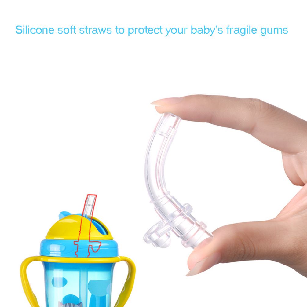 Bình Uống Nước 300ml Bằng Silicon Chống Rò Rỉ Có Tay Cầm Và Ống Hút Họa Tiết Hoạt Hình Dễ Thương Cho Bé