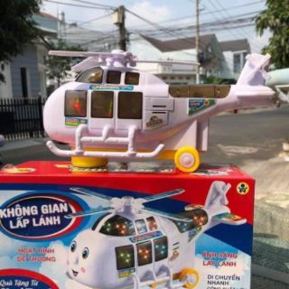 Máy bay phát nhạc có đèn