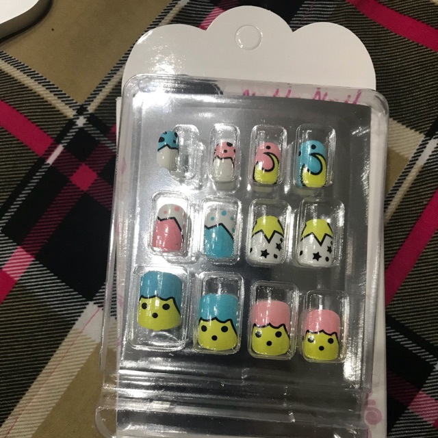 Bộ 12 móng tay giả Noble Nail