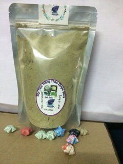 Bột tắm trắng thảo dược Vic's 200gr