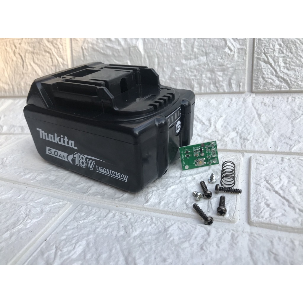 Vỏ makita 5s2p có báo pin nhựa ABS, có tem đáy đẹp như Zin, full phụ kiện