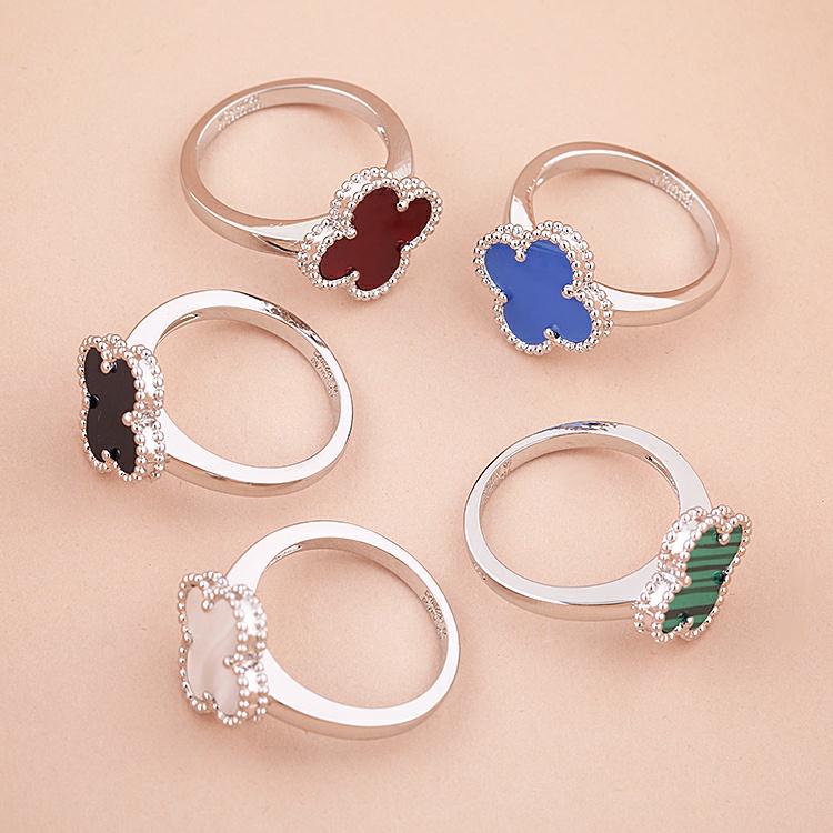 Nhẫn Hình Cỏ Bốn Lá Đơn Giản Nhiều Màu Sắc Phong Cách Mới
