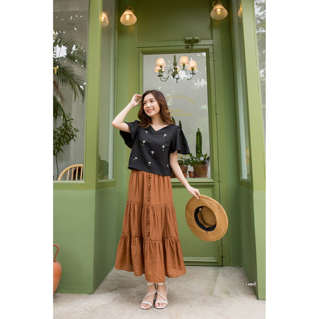 Jenny Le - Áo linen thêu tay cúc họa mi Daisy Top JL119