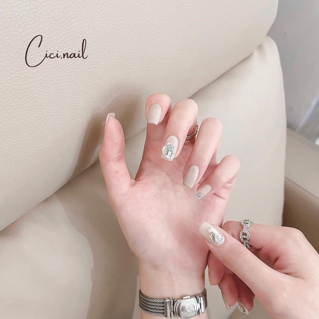 Nailbox Móng Úp Móng Giả Thiết Kế Đính Đá Nail Cô Dâu Nail Dự Tiệc