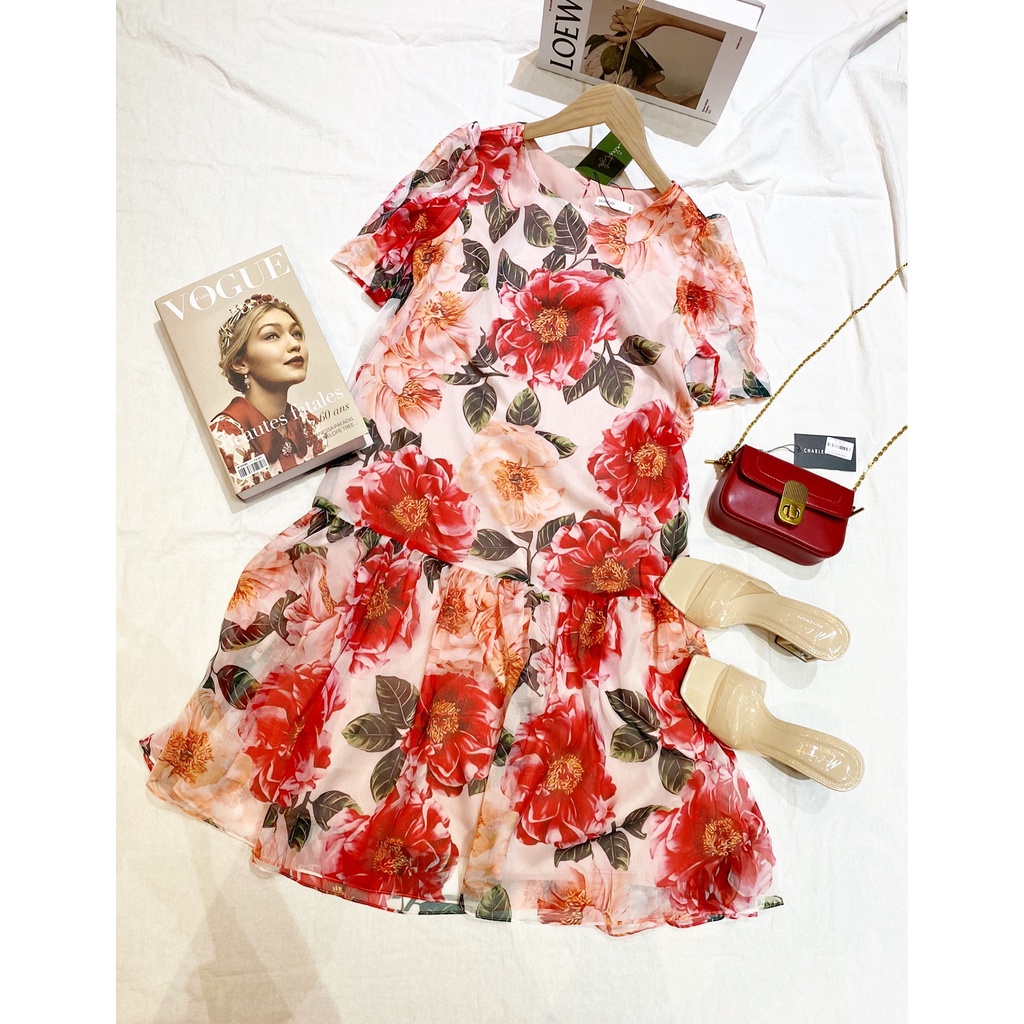 Đầm tơ hoa hồng Lalastyle