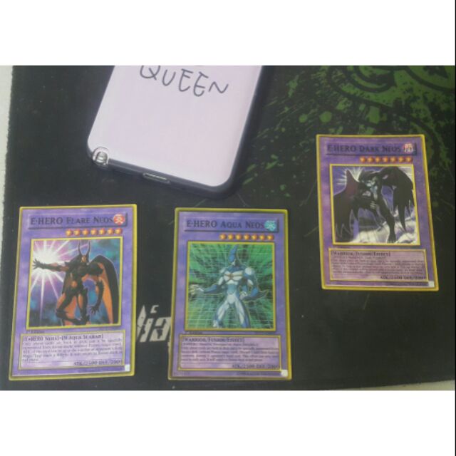 Chọn 1 lá E Hero trong các mẫu yugioh