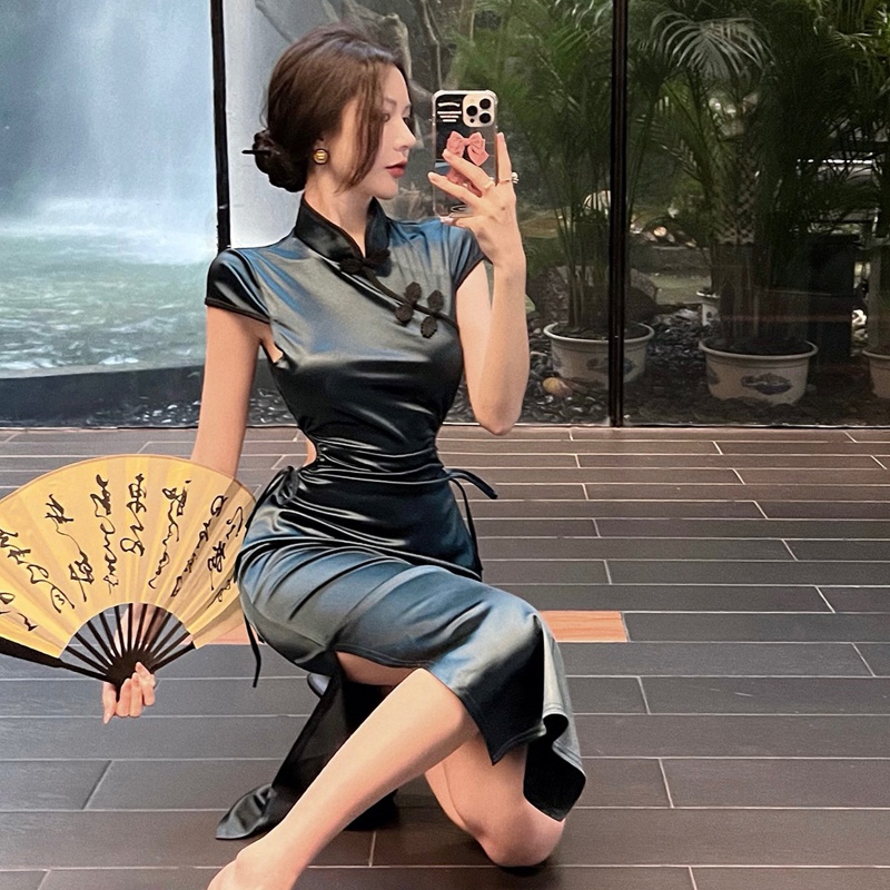 Sườn Xám Cách Tân Dáng Dài Thiết Kế Thanh Lịch Thời Trang Mới