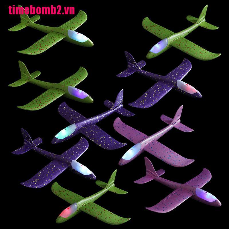 Đồ chơi máy bay xốp ném tay có đèn led 48cm