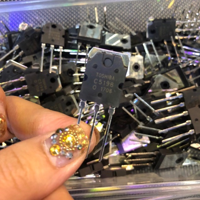 Cặp sò công suất Toshiba C5198 và A1941