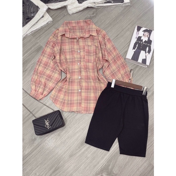 Sét sơ mi đũi caro + quần ngố đen ❤️