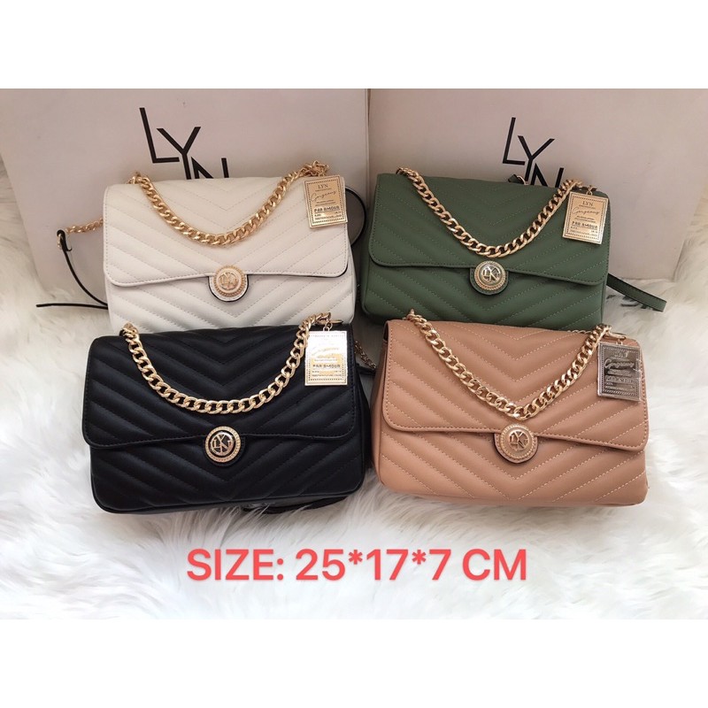 HÀNG SẴN Túi Lyn khoá tròn kèm charm size 25cm