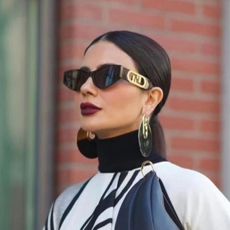 Kính Mát Tròng Hình Học Cho Nam Nữ