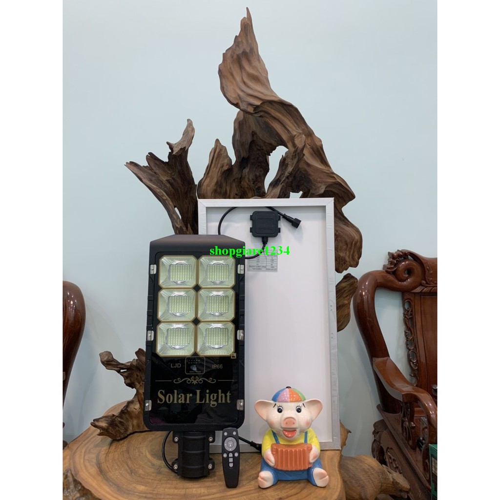 Đèn đường 100W NĂNG LƯỢNG MẶT TRỜI (có đồng hồ hiển thị % pin)