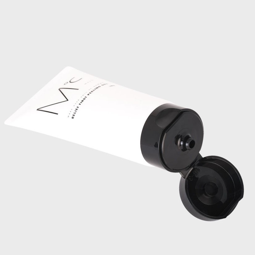 Gel tẩy tế bào chết dành cho nam MdoC Relief First Peeling Gel 100g giúp da mịn màng sáng khỏe MTB01 | BigBuy360 - bigbuy360.vn