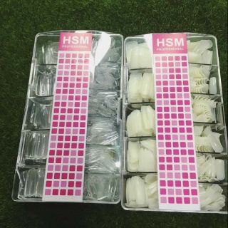 Móng úp hsm phom vuông 75k