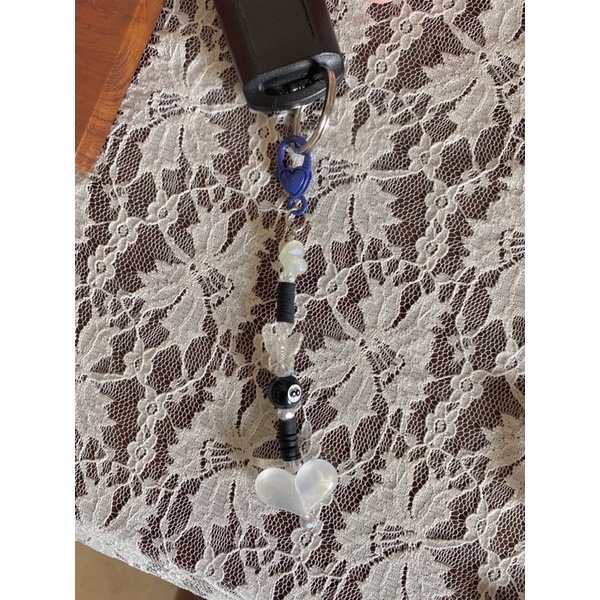 Móc khoá màu sắc tim đáng yêu Honniee