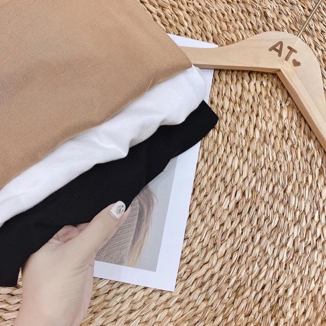 Áo cổ vuông tay dài năng động( ảnh thât)